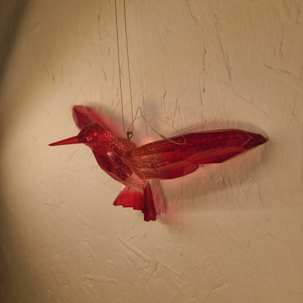 Red Plastic Bird Suncatcher Hanging Decoration Ornament for Adults Home Garden